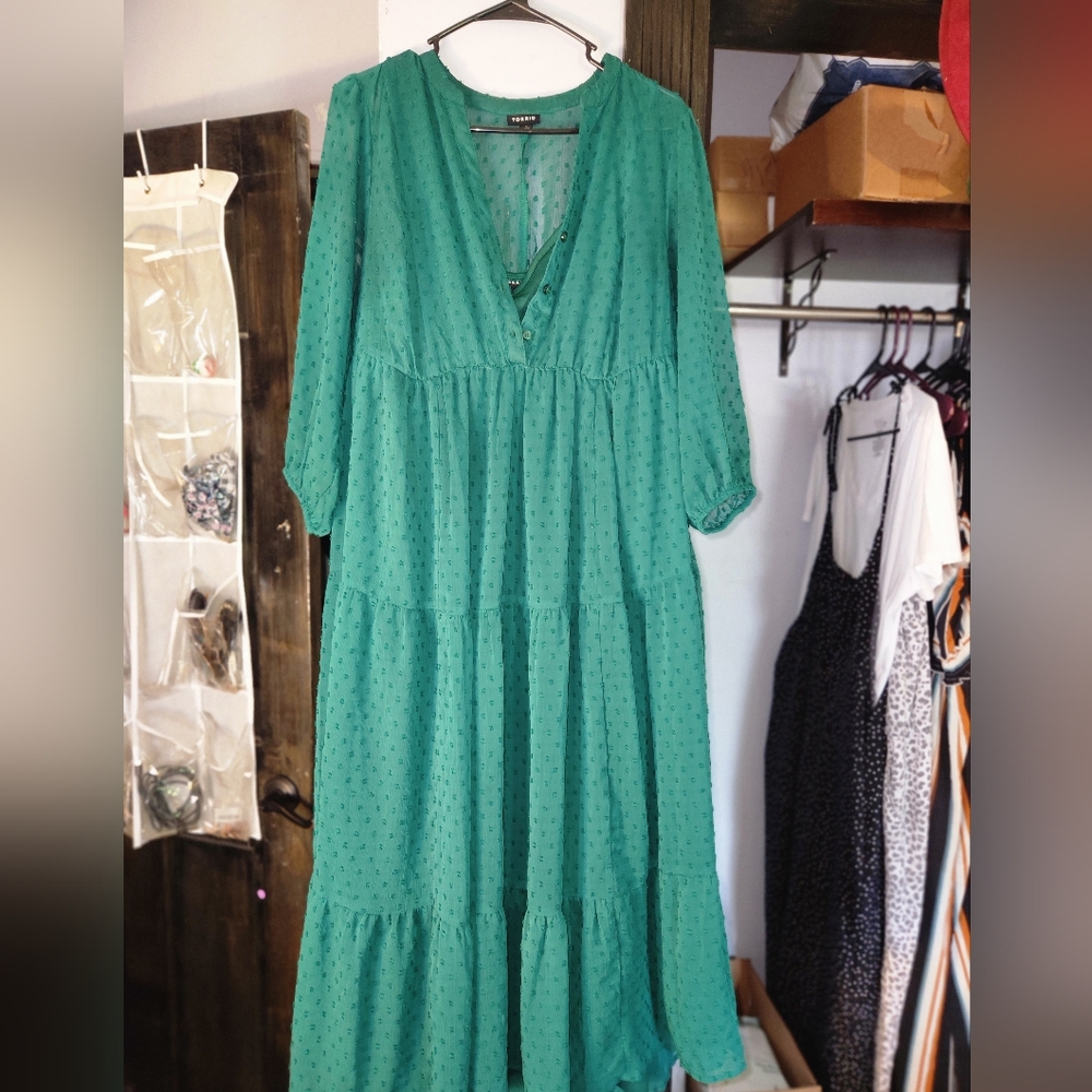 TORRID Maxi Chiffon Clip Dot Pleated Dress